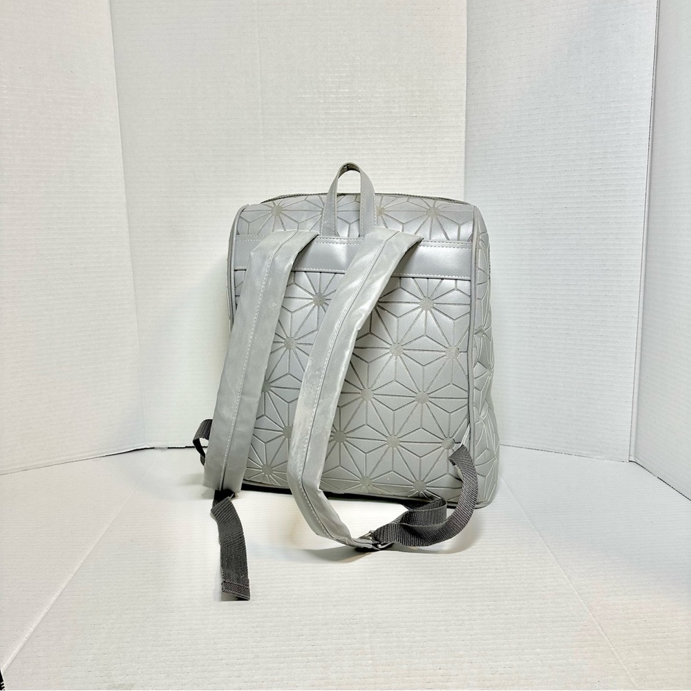 Disney Epcot Backpack 2021 - image 3
